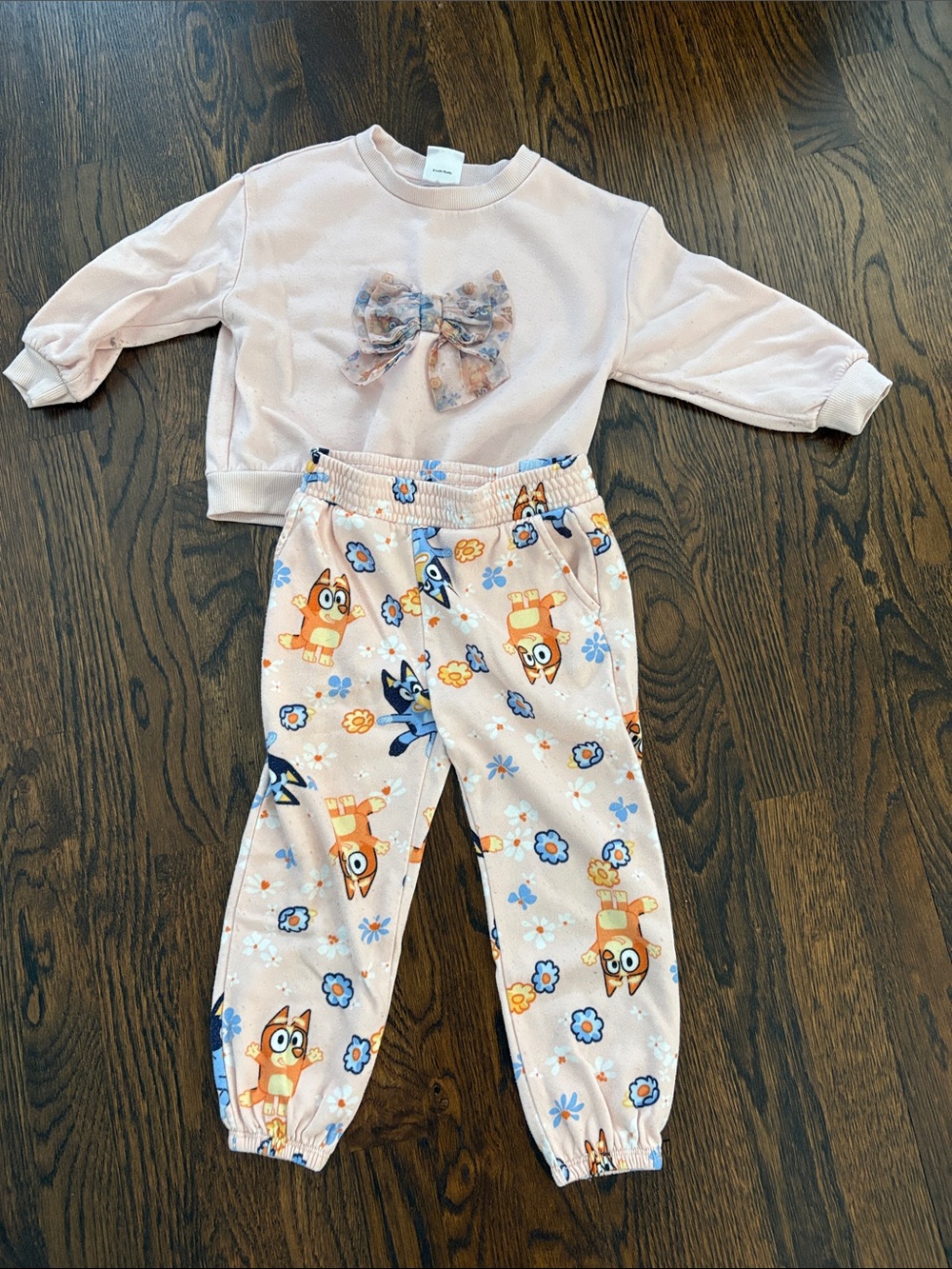 3T Girls Pink Bluey Sweatshirt and Sweatpants Set